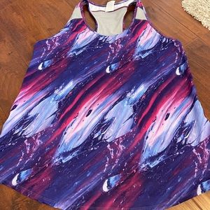 Plus size workout top and matching crops